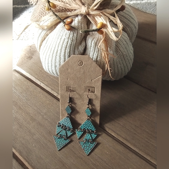 Sculptural, Triangular Tiered Copper tone Dangle Earrings - Picture 4 of 11